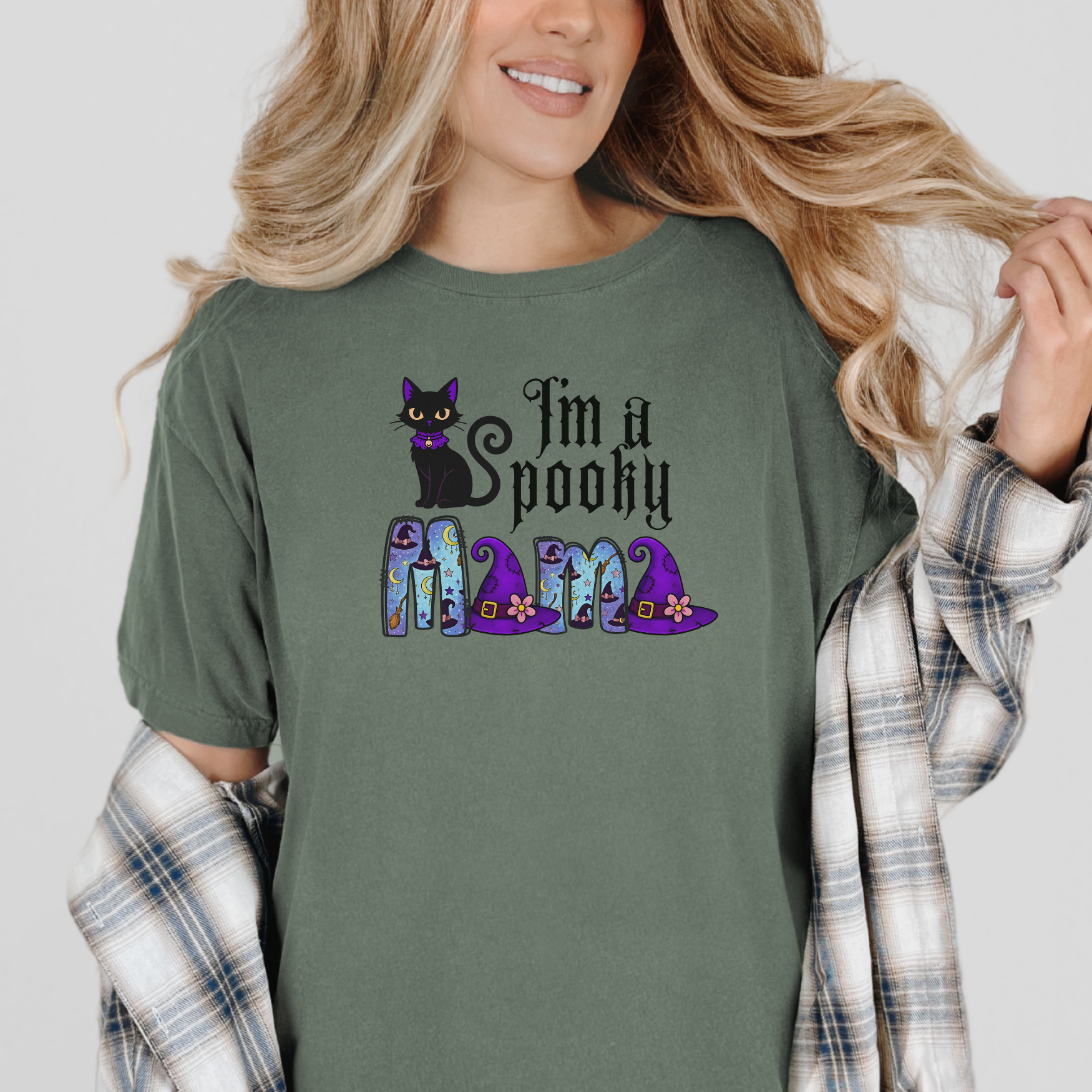 Spooky MAMA Halloween Comfort Colors T-Shirt - Black Cat and Witches Hats